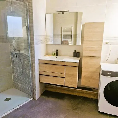 Classe 3 Etoiles Bord De - Parking Prive Apartment *
